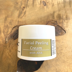 Facial peeling with fruit...
